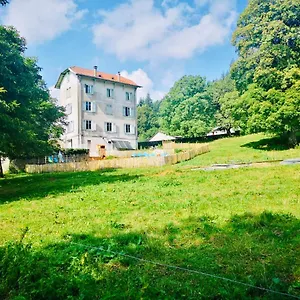 https://le-grand-dehors-01.hotels-rhonealpes.com